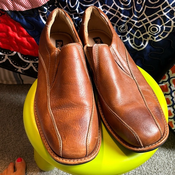 Propet slip on brown leather size 12 medium - Picture 1 of 5